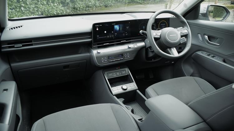 HYUNDAI KONA ELECTRIC HATCHBACK 160kW Advance 65kWh 5dr Auto [Comfort Pack]